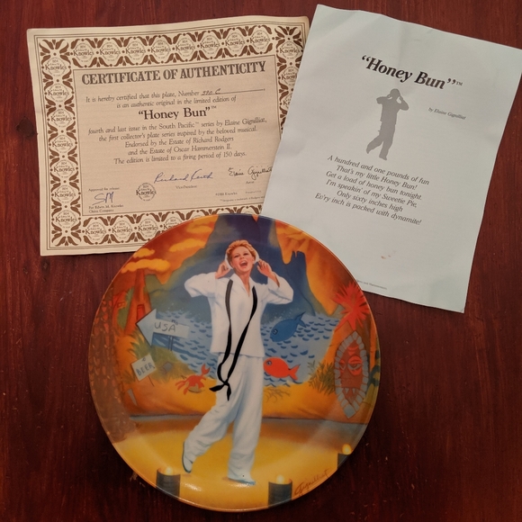 SOUTH PACIFIC COLLECTORS PLATES Set of 3 - Picture 3 of 6